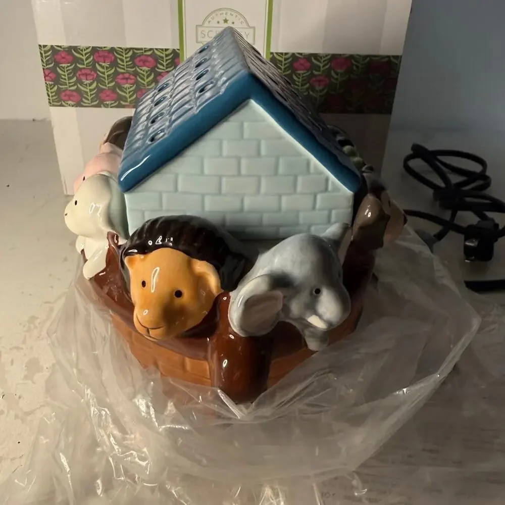 Scentsy Buddies Ark Noahs Ark Full Size Wax Warmer 2016 Retired Nursery